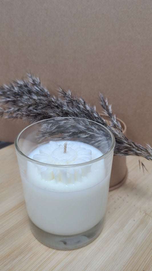 Sweet pea -soy wax candle